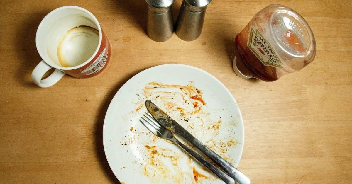 Cosa succede al nostro corpo dopo un'abbuffata.