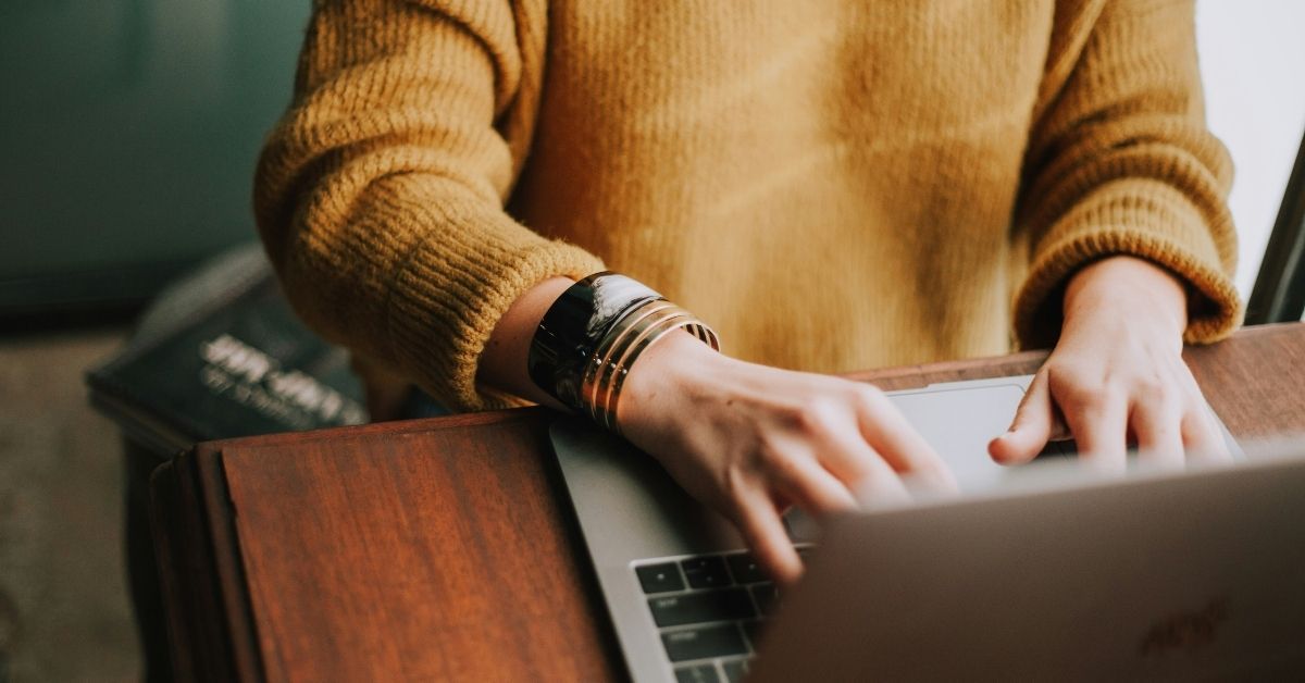 Persona che rifiuta un'offerta di lavoro