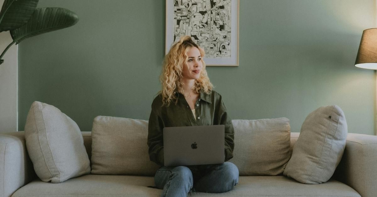 La psicoterapia online di Hiwell e Serenis.