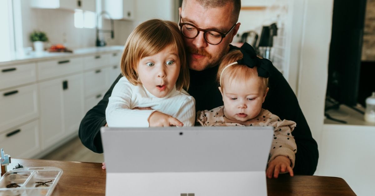 Paternità a lavoro e congedo parentale