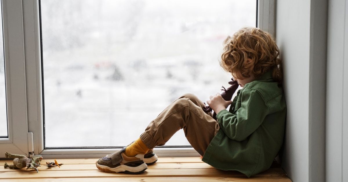 Quali sono i problemi psicologici associati all'ambliopia