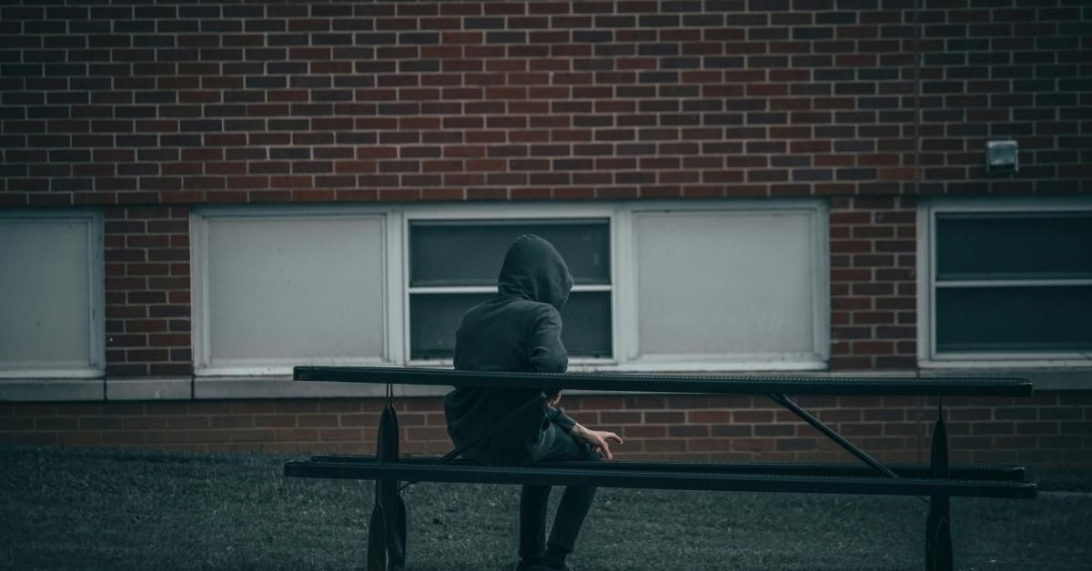 Sentirsi una pecora nera storia e significato dell'espressione